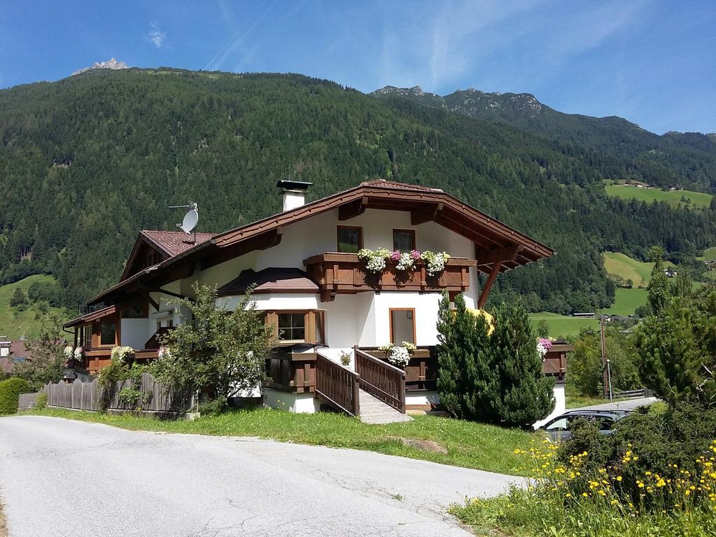 Haus Pinnistor Neustift im Stubaital Eksteriør billede